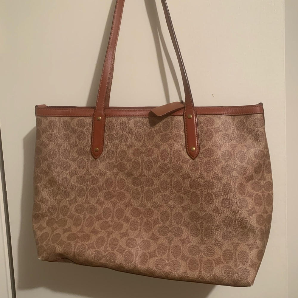 Coach tote